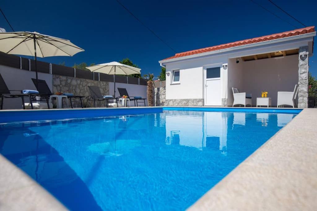 Adria-Holiday House With A Private Pool In Krk Kornic Exterior photo